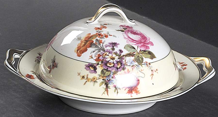 La Salle Round Covered Butter with Strainer by Haviland-1
