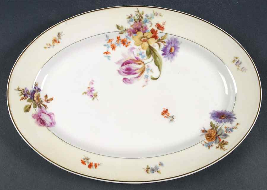 La Salle 11" Oval Serving Platter by Haviland-1