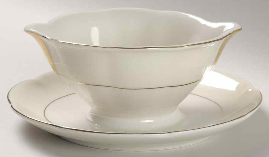 Leeds White and Cream Gravy Boat with Attached Underplate by Haviland-1