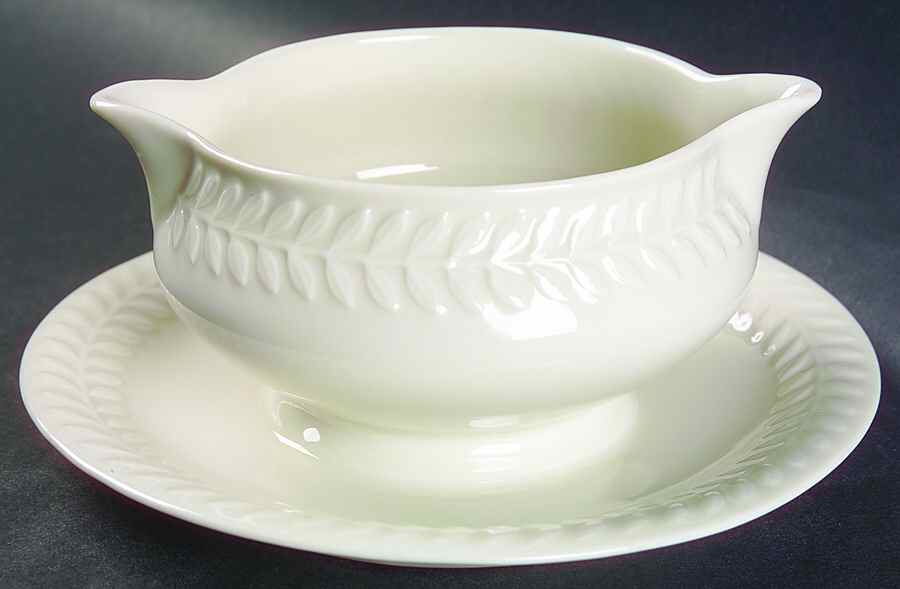 Lilac Gravy Boat with Attached Underplate by Haviland-1