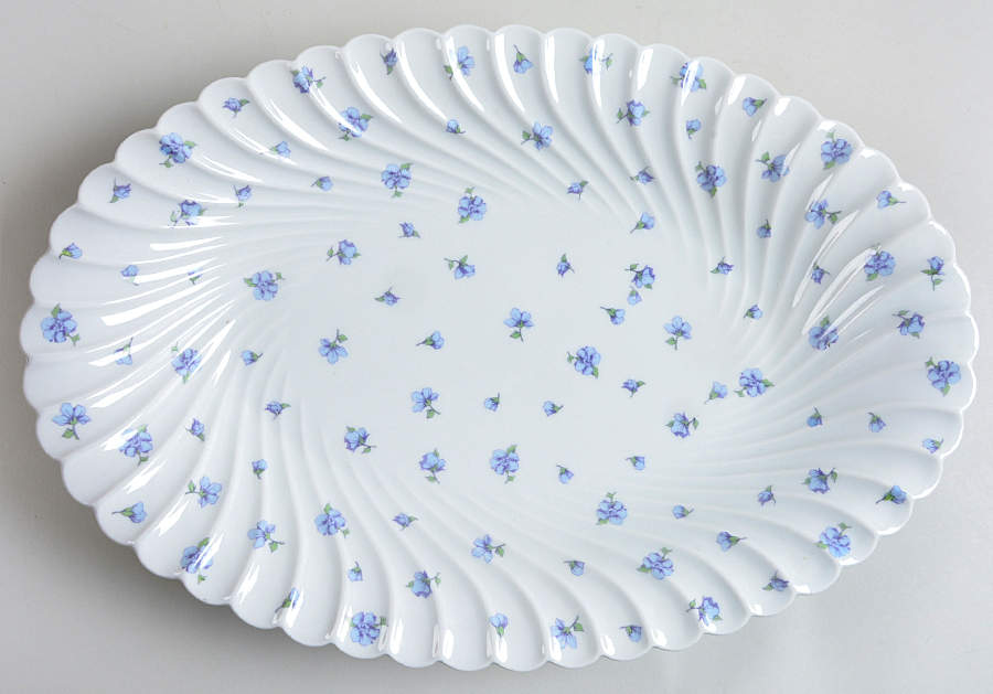 Linette 15" Oval Serving Platter by Haviland-1