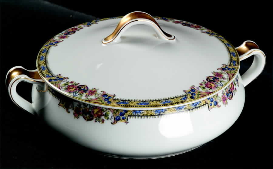 Linden Round Covered Vegetable by Haviland-1