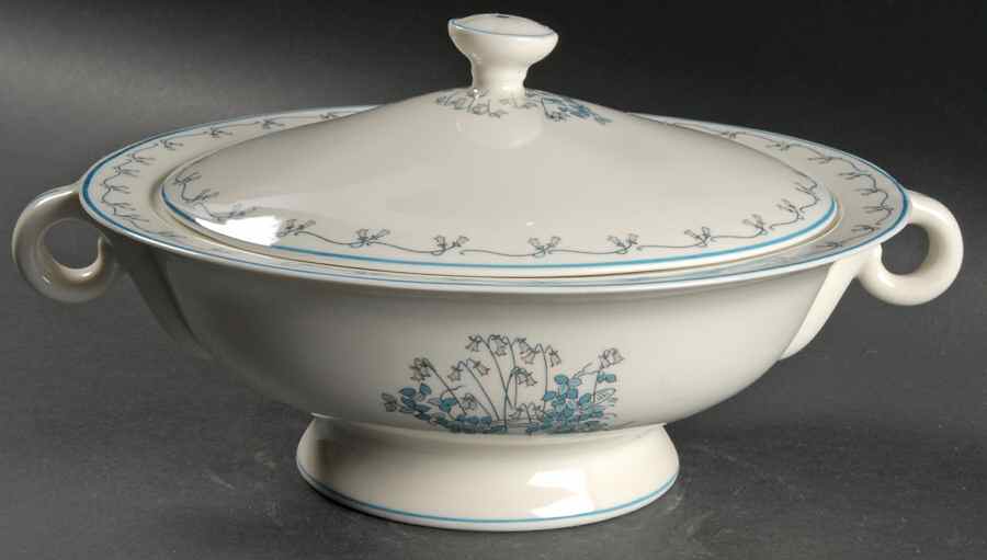 Linneae-Linnaea Round Covered Vegetable by Haviland-1