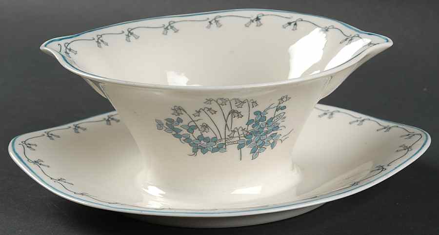 Linneae-Linnaea Gravy Boat with Attached Underplate by Haviland-1