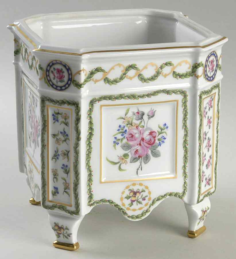 Louveciennes 7" Cachepot by Haviland-1