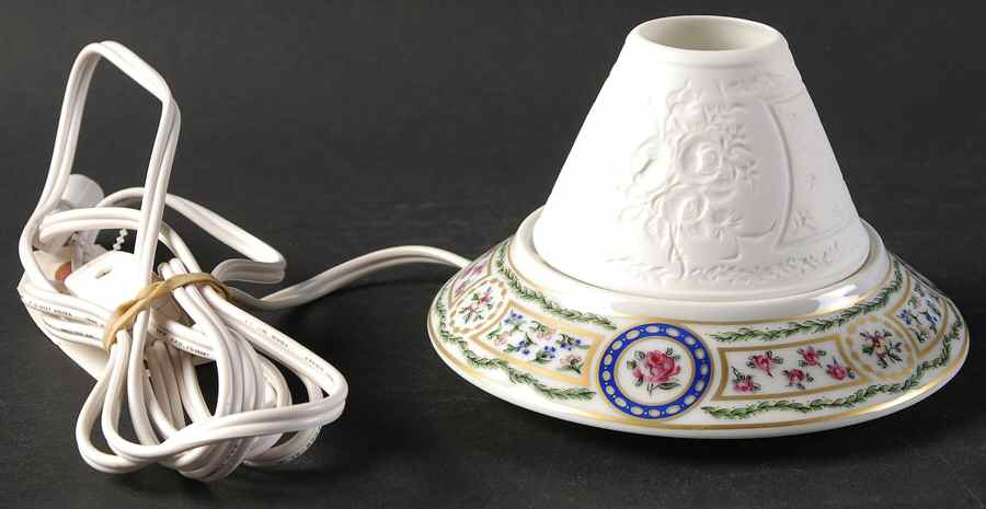 Louveciennes Lithophane Electric Light by Haviland-1