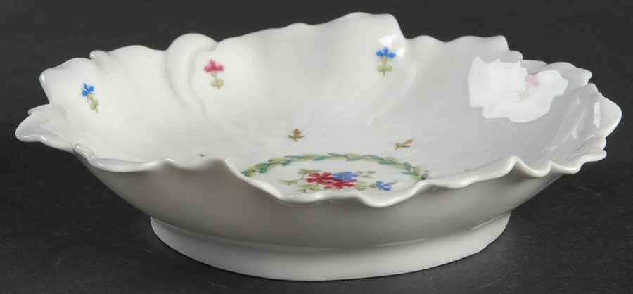 Lutetia Leaf Shaped Dish by Haviland-1