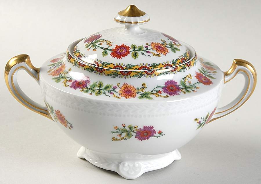 Madison (France) Sugar Bowl & Lid by Haviland-1