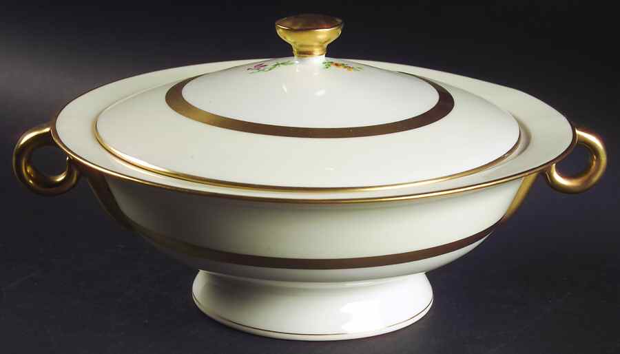 Marlborough (New York) Round Covered Vegetable by Haviland-1