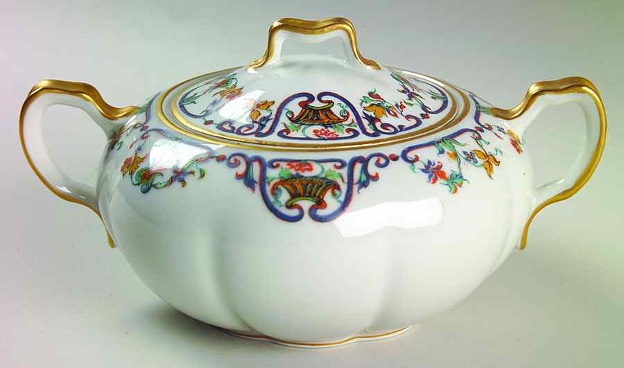 Marguerite Sugar Bowl & Lid by Haviland-1