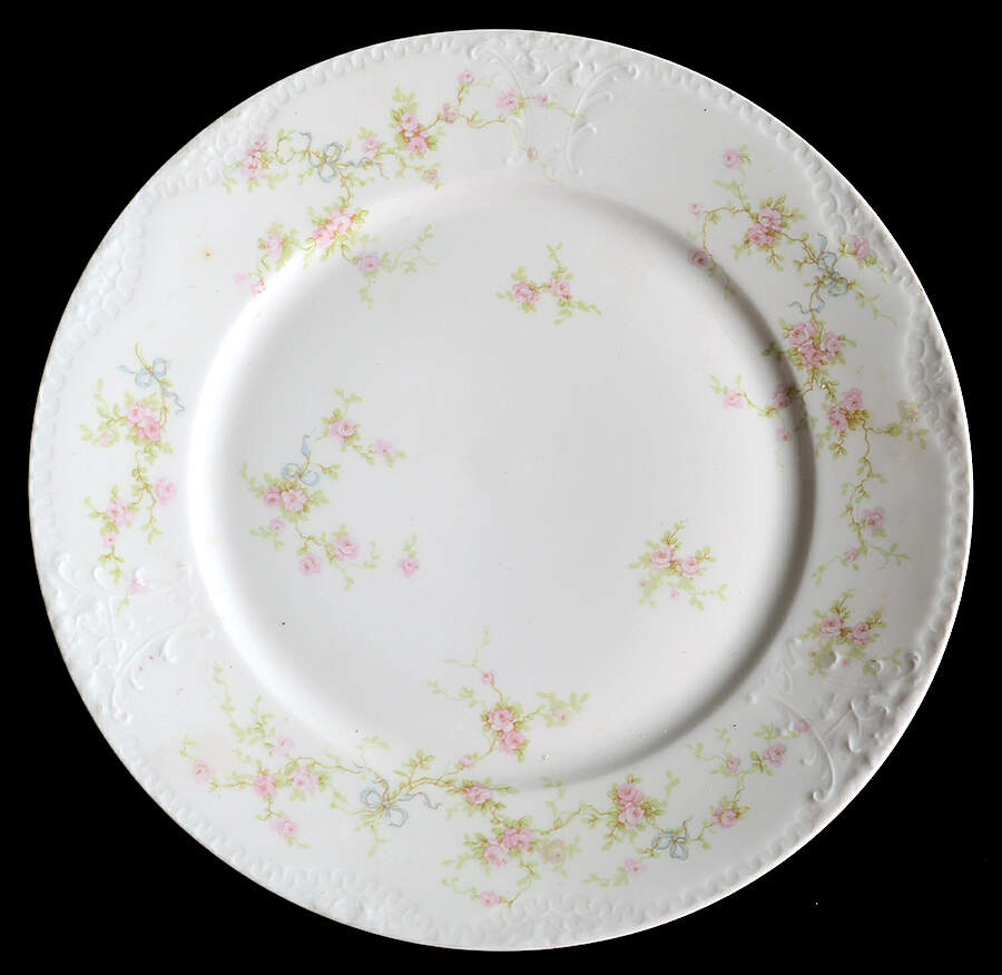 Marie (Scattered Flowers) Dinner Plate by Haviland-1