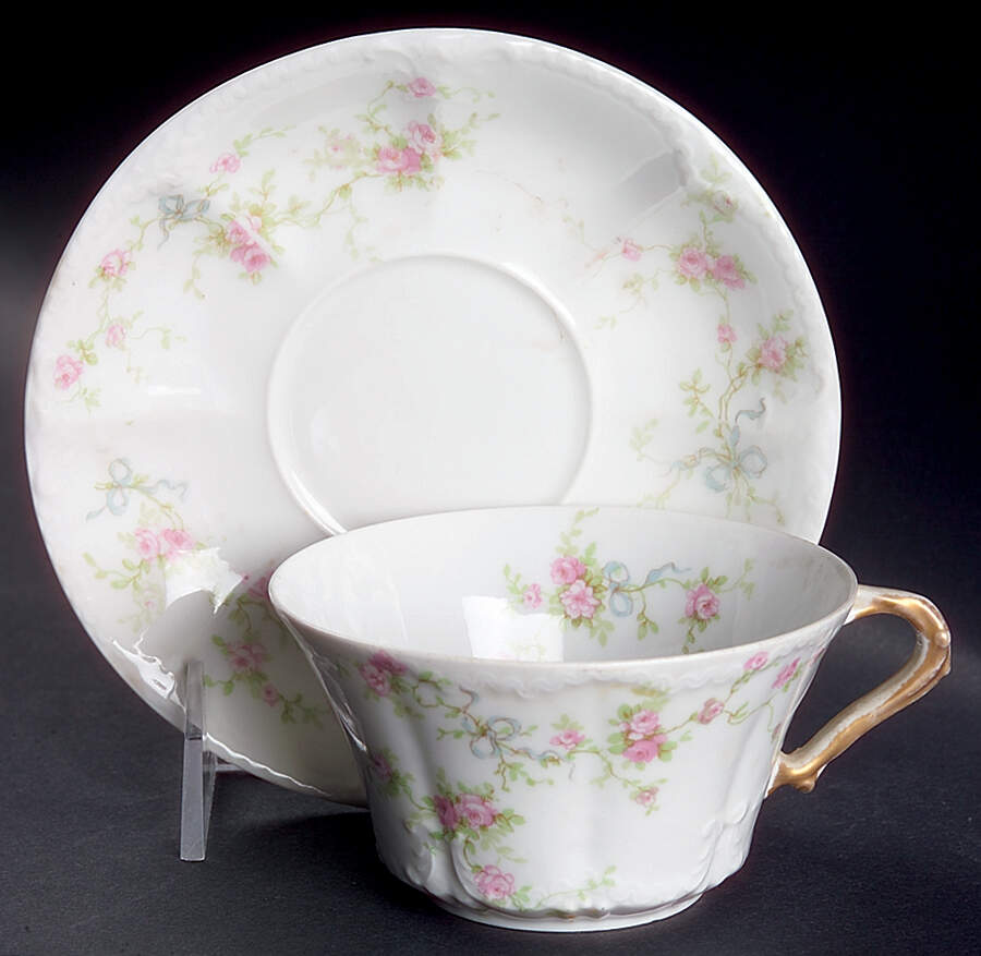 Marie (Scattered Flowers) Flat Cup & Saucer Set by Haviland-1