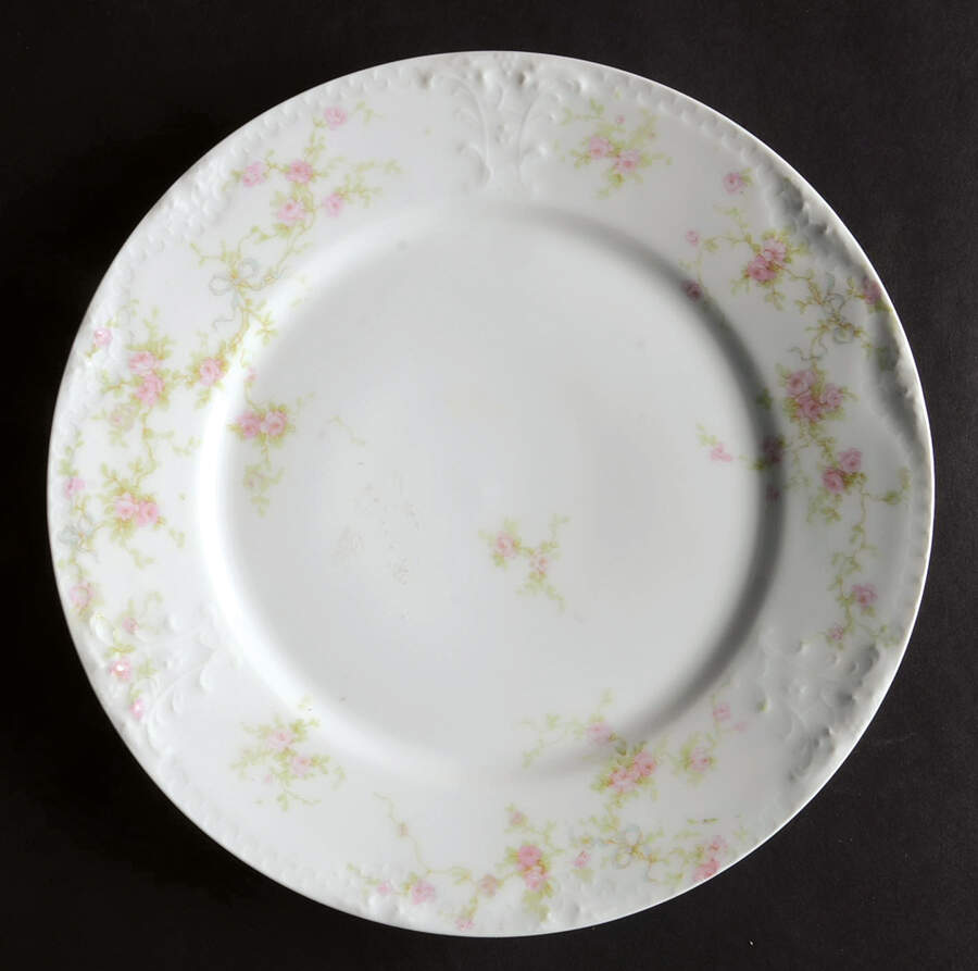 Marie (Scattered Flowers) Luncheon Plate by Haviland-1