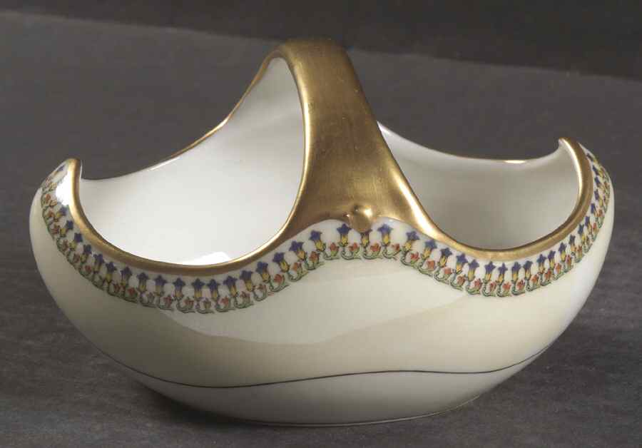 Marquette Small Basket by Haviland-1