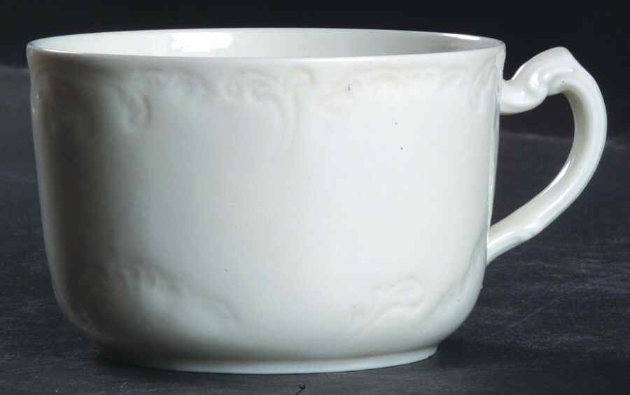 Marseille (All White) Flat Cup by Haviland-1