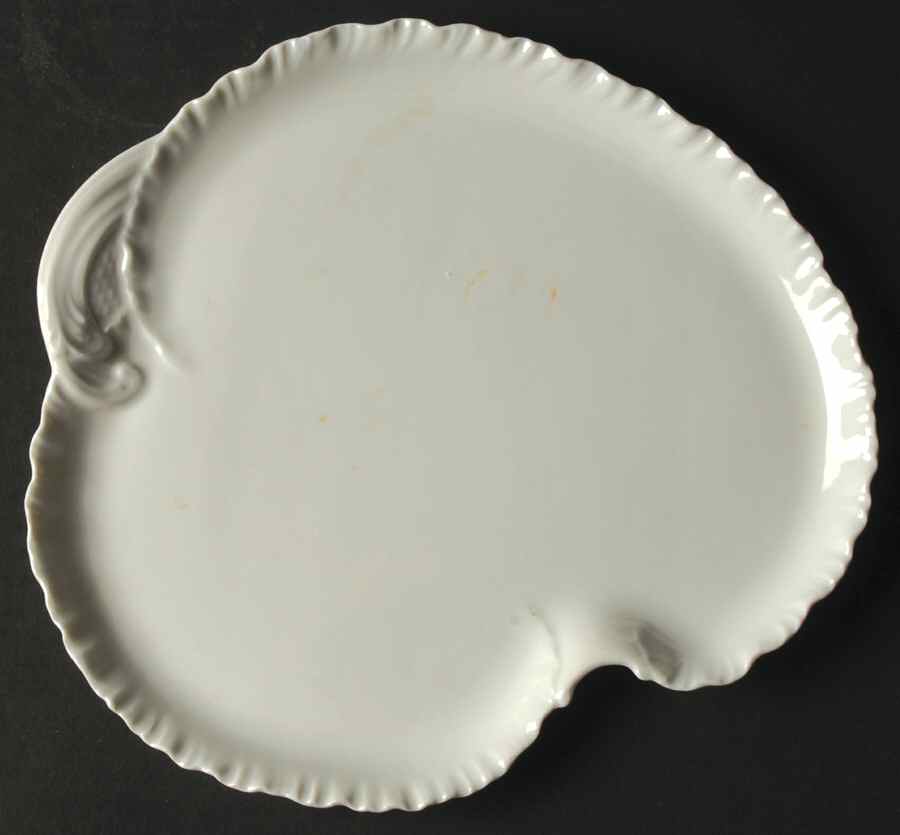 Marseille (All White) 9" Oval Tray by Haviland-1
