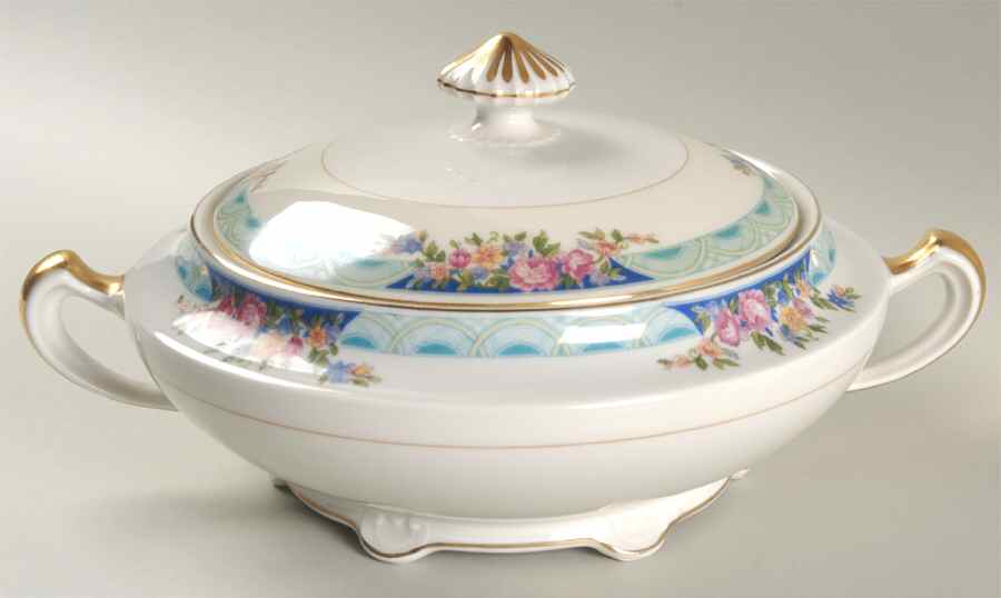 Massachusetts Round Covered Vegetable by Haviland-1