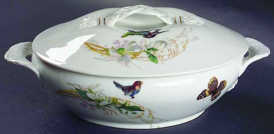 Meadow Visitors (Smooth, No Trim) Oval Covered Vegetable by Haviland-1