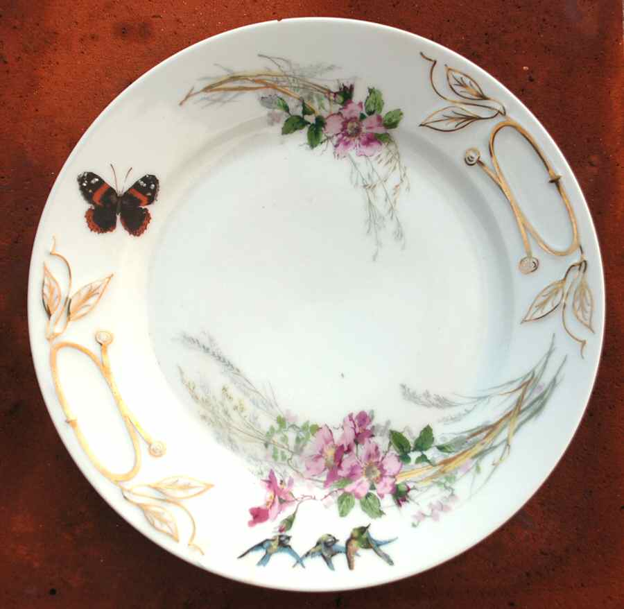 Meadow Visitors (Smooth, No Trim) Cake Plate by Haviland-1