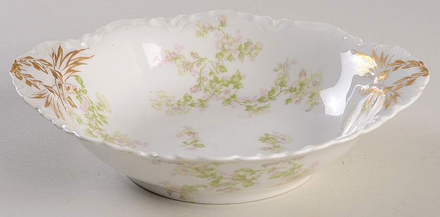 Montebello 8" Oval Vegetable Bowl by Haviland-1