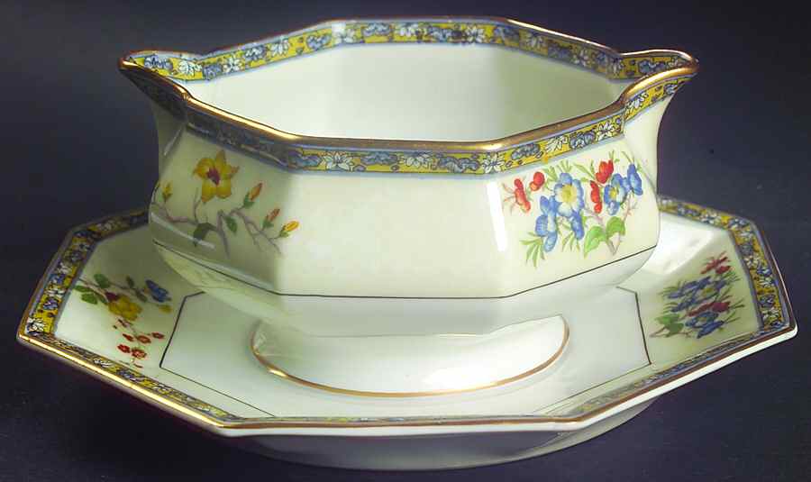 Montreux Gravy Boat with Attached Underplate by Haviland-1