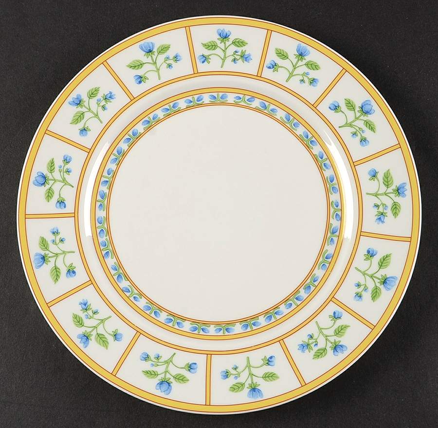 Muscadin Luncheon Plate by Haviland-1