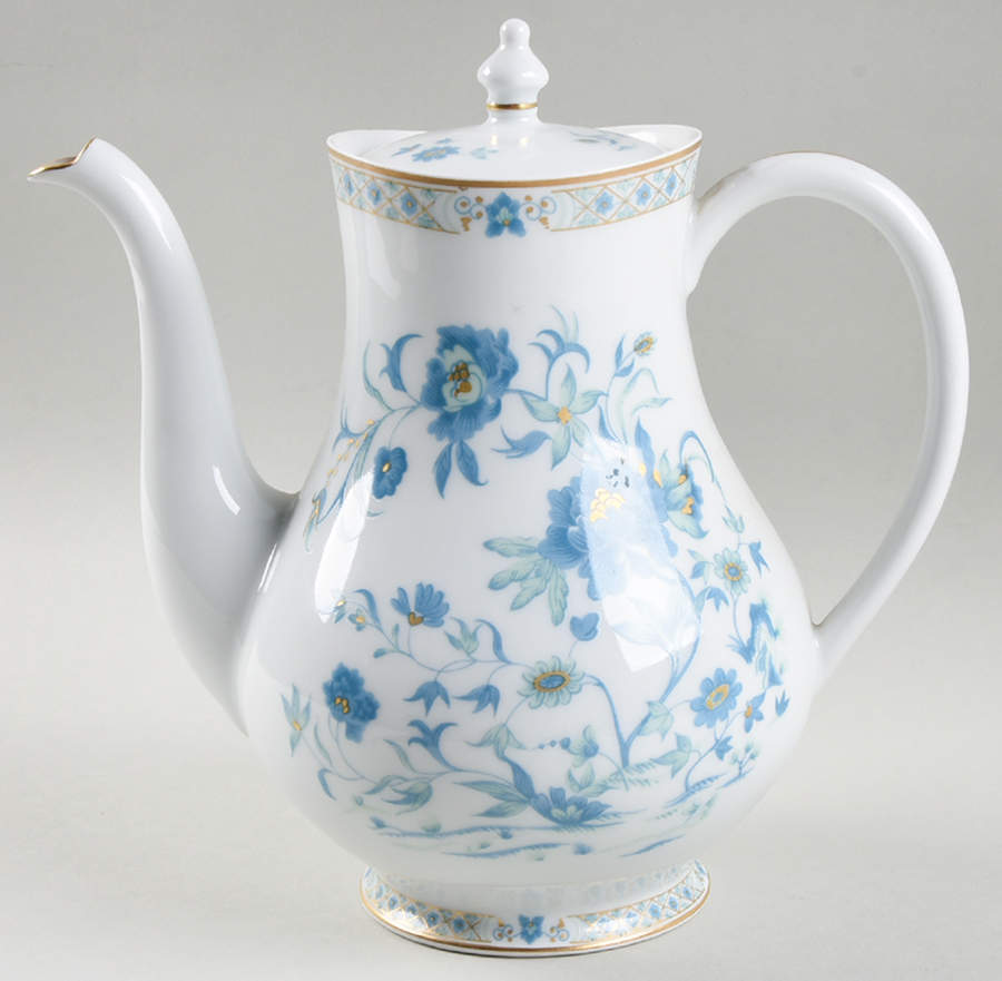Nankin Coffee Pot & Lid by Haviland-1