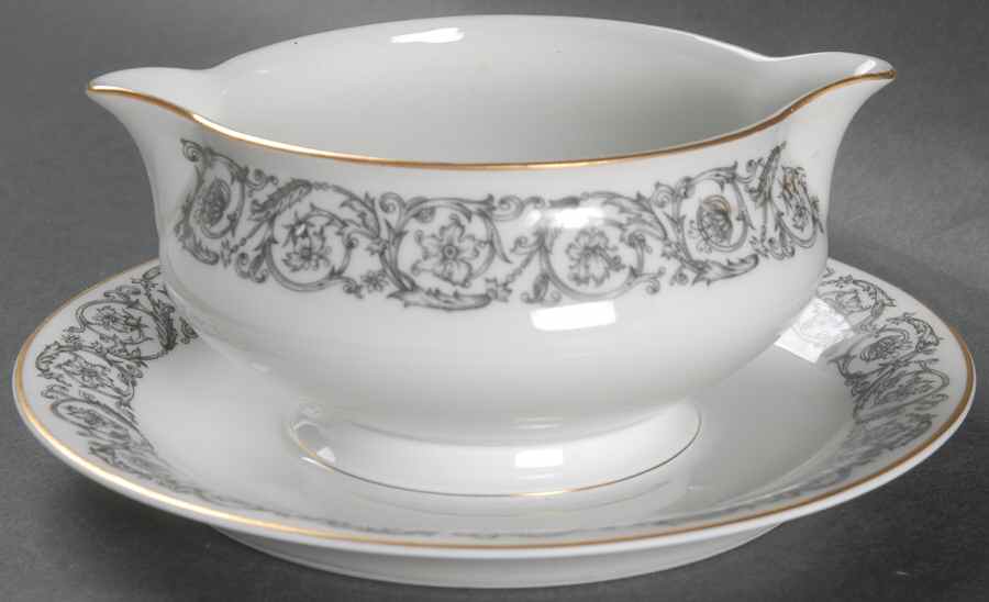 Navarre Gravy Boat with Attached Underplate by Haviland-1