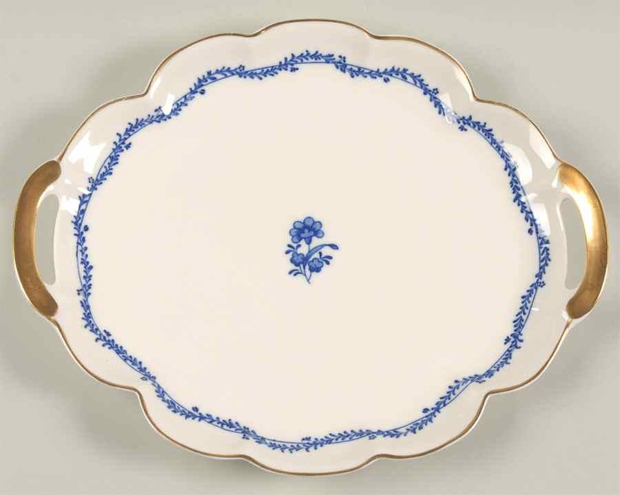 Nicolette Handled Cake Plate by Haviland-1