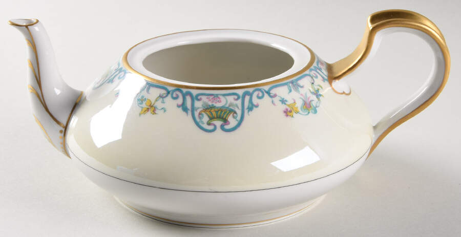 Noinville Teapot No Lid by Haviland-1