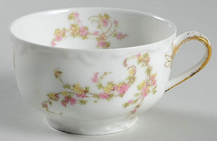 Norma Oversized Cup by Haviland-1