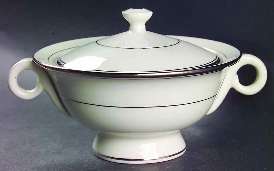 Orly Sugar Bowl & Lid by Haviland-1