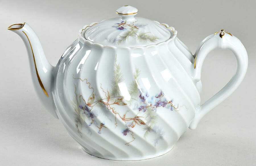 Orsay Mini Teapot & Lid by Haviland-1