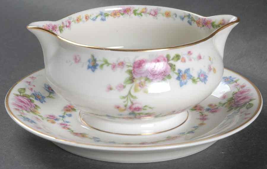 Parisiana Gravy Boat with Attached Underplate by Haviland-1