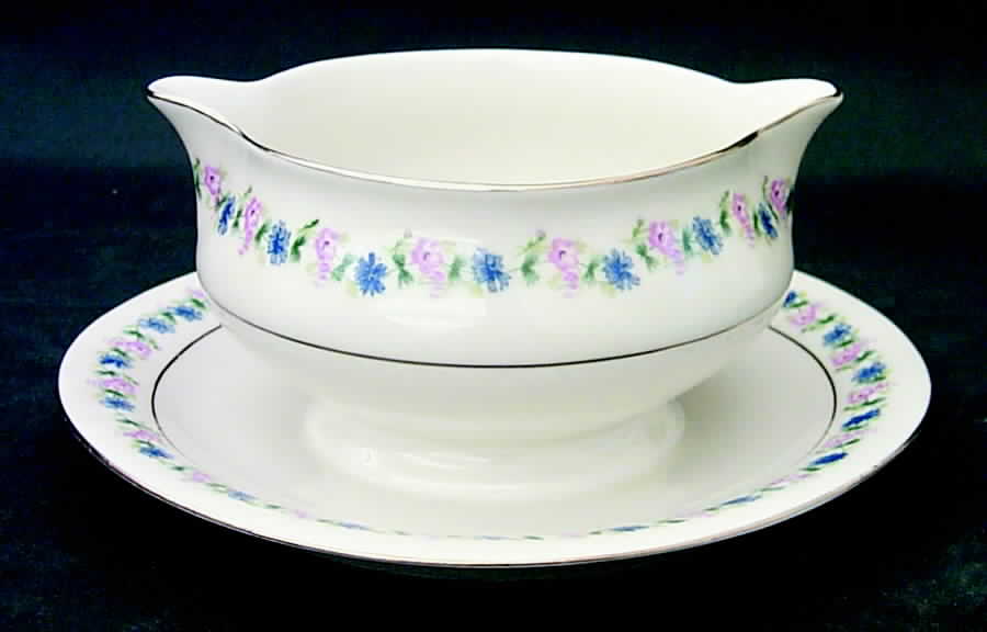 Pemberton Gravy Boat with Attached Underplate by Haviland-1