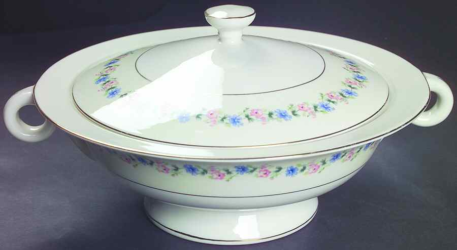 Pemberton Round Covered Vegetable by Haviland-1