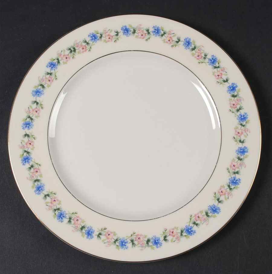 Pemberton Luncheon Plate by Haviland-1