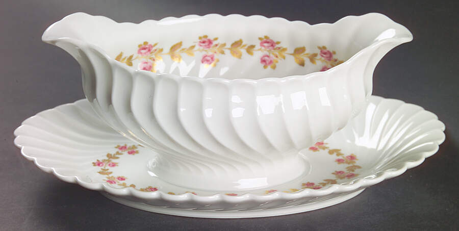 Plaisance Gravy Boat with Attached Underplate by Haviland-1