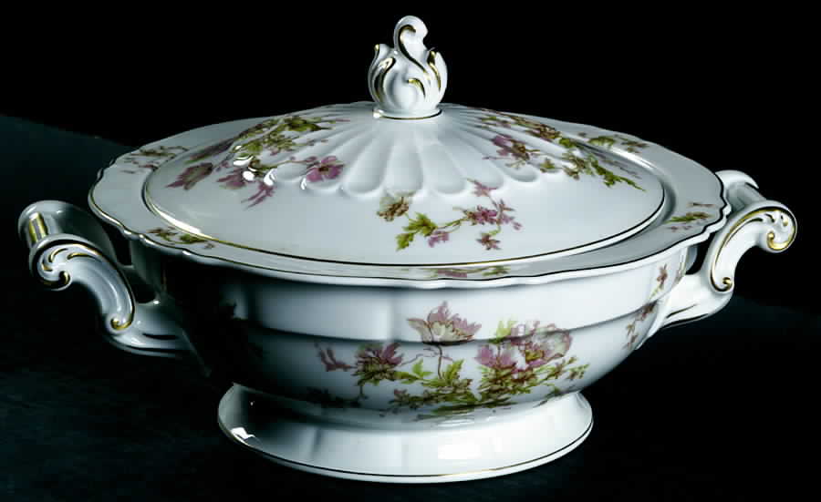 Poppy Round Covered Vegetable by Haviland-1