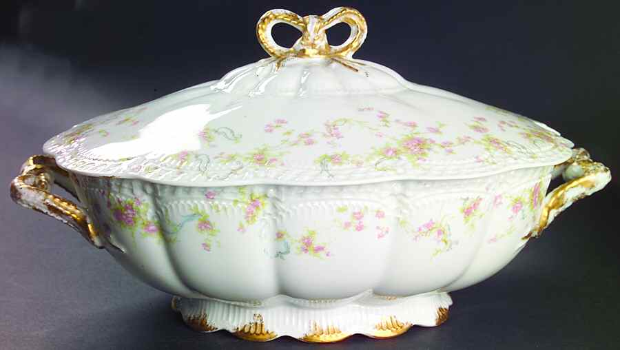 The Princess Oval Tureen & Lid by Haviland-1