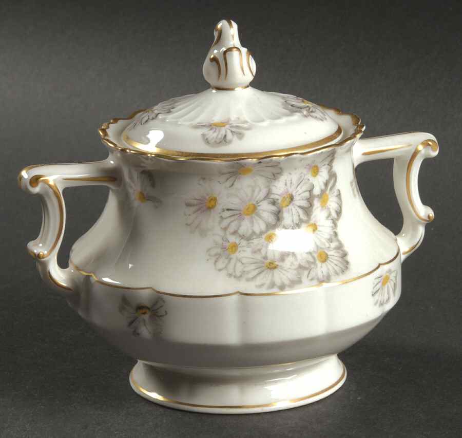 Primrose (White, Scalloped) Sugar Bowl & Lid by Haviland-1