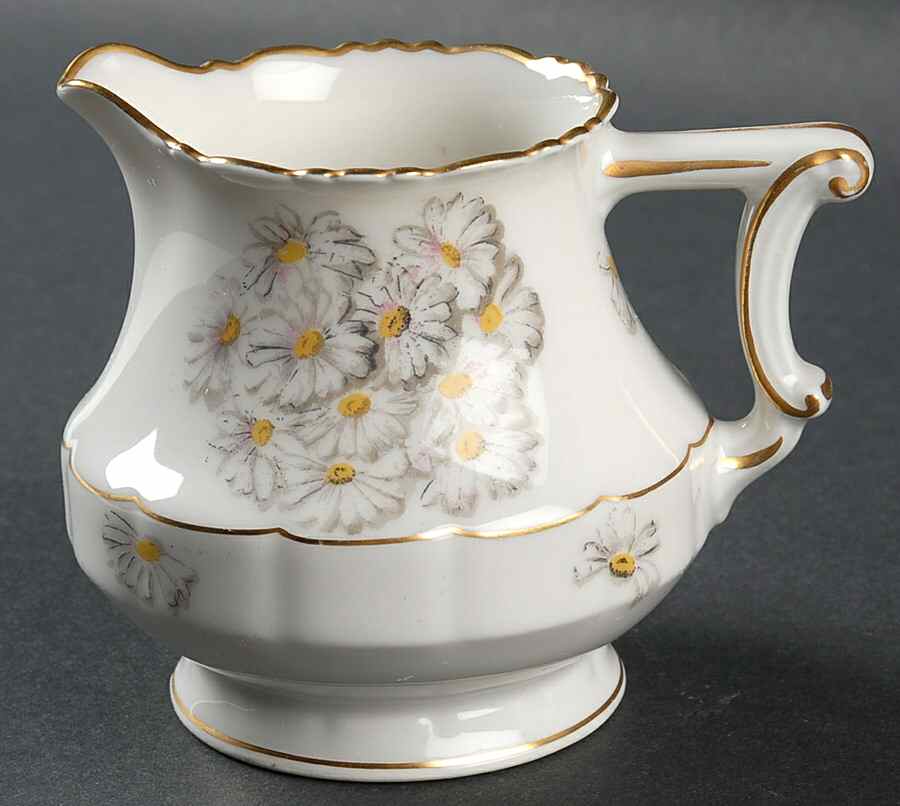Primrose (White, Scalloped) Creamer by Haviland-1