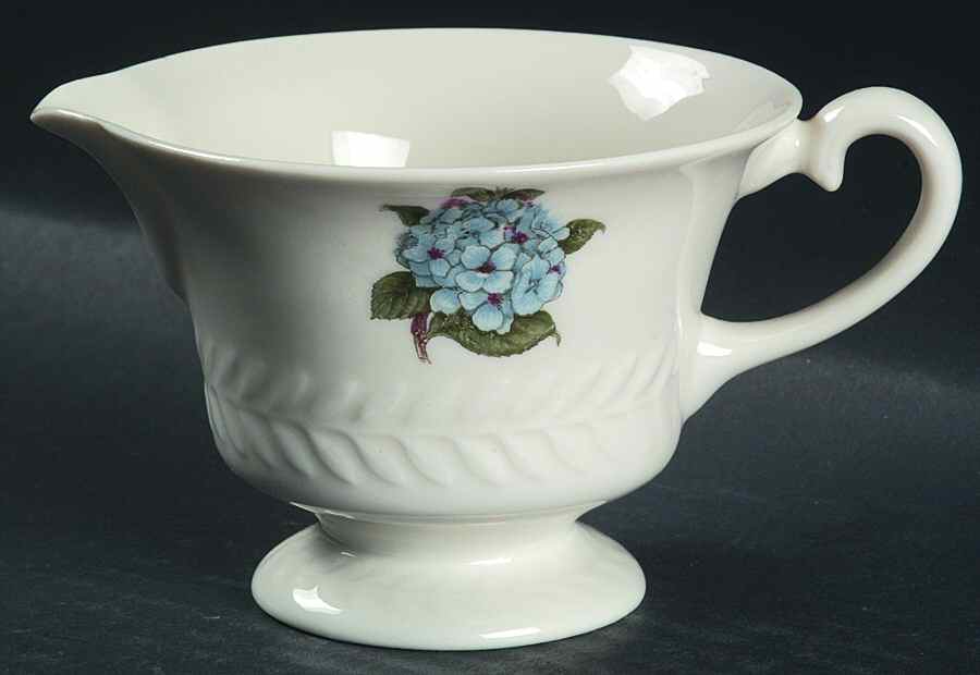 Regents Park Hydrangea Creamer by Haviland-1