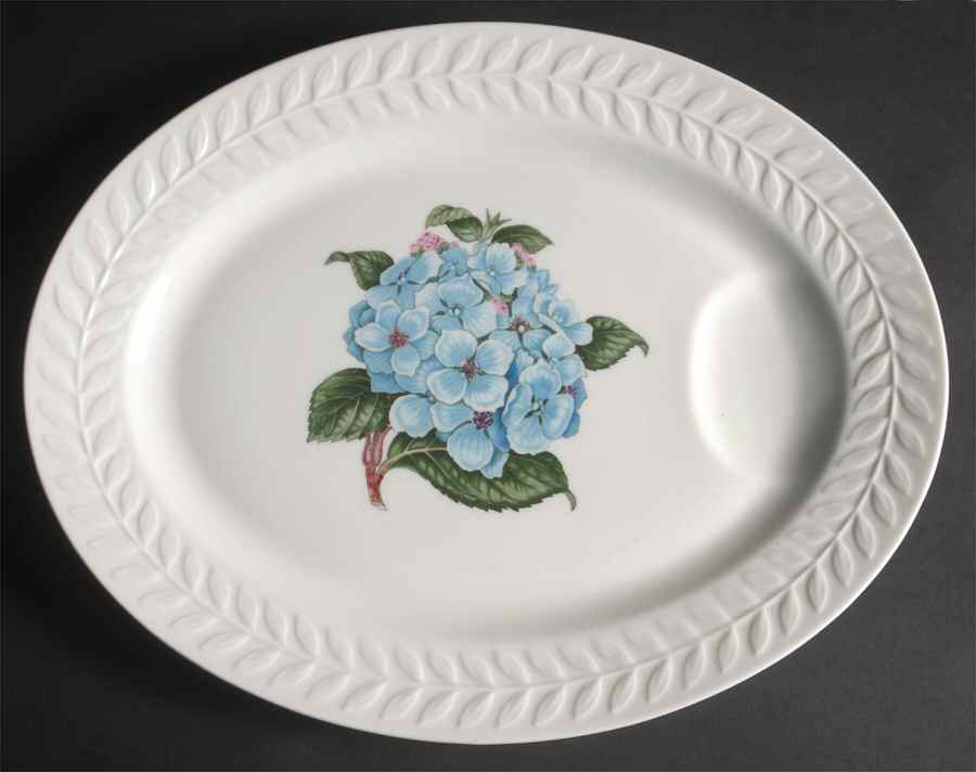 Regents Park Hydrangea 14" Oval Serving Platter by Haviland-1