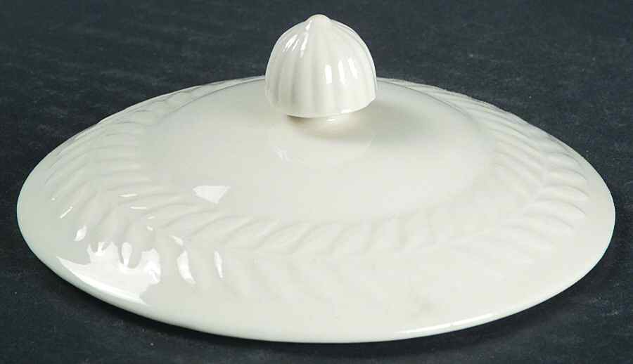 Regents Park Lilac Lid for Sugar Bowl by Haviland-1