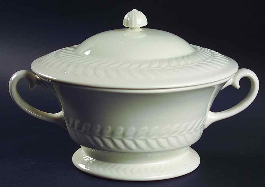 Regents Park White Round Covered Vegetable by Haviland-1