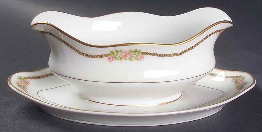 Richmond Gravy Boat with Attached Underplate by Haviland-1