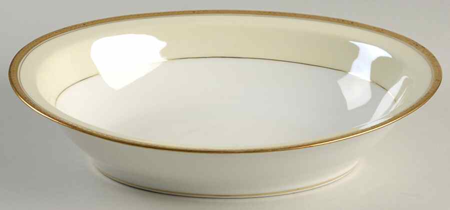 Rochambeau 10" Oval Vegetable Bowl by Haviland-1