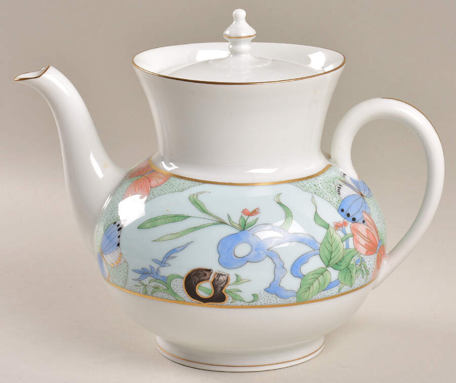 Romantique (White Backgd) Teapot & Lid by Haviland-1