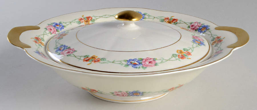 Royale (New York) Round Covered Vegetable by Haviland-1